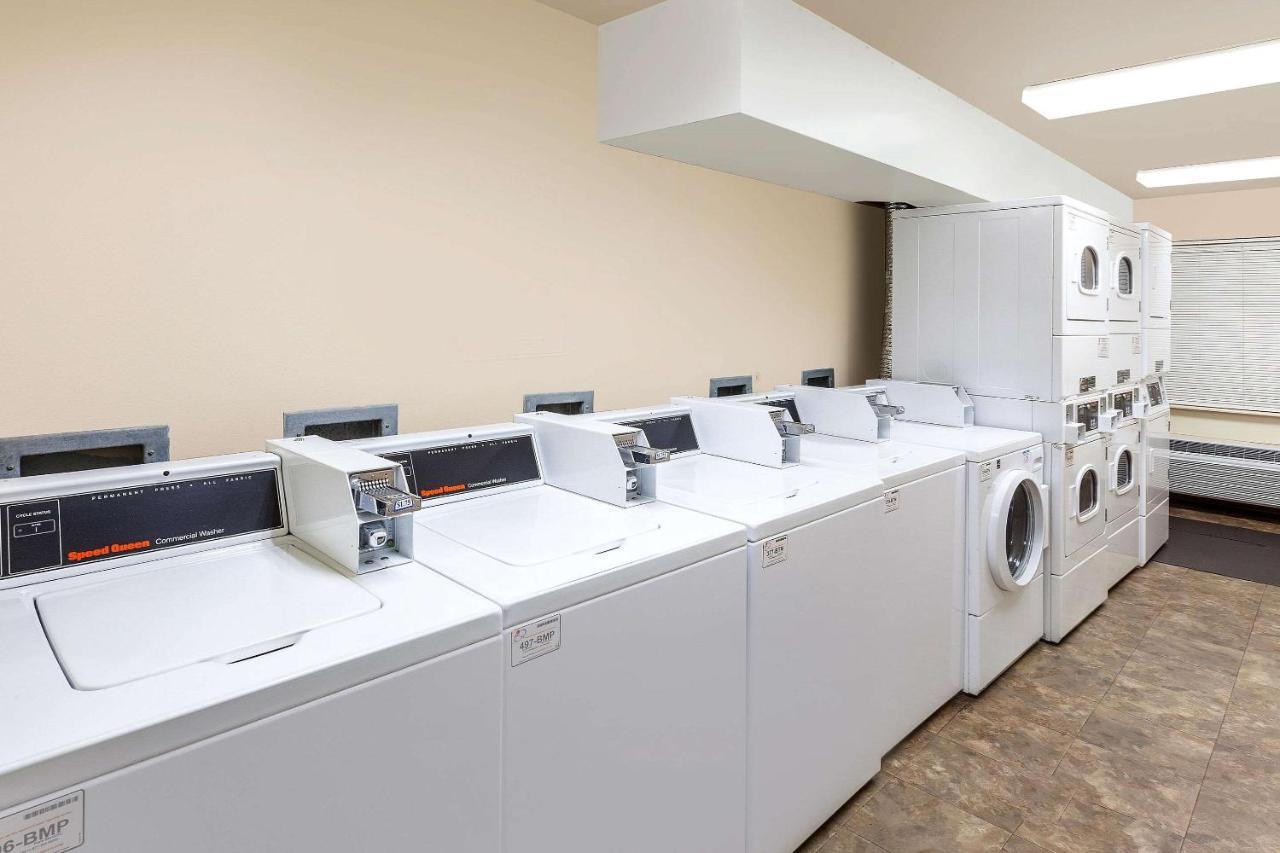 Woodspring Suites Des Moines Pleasant Hill Extérieur photo