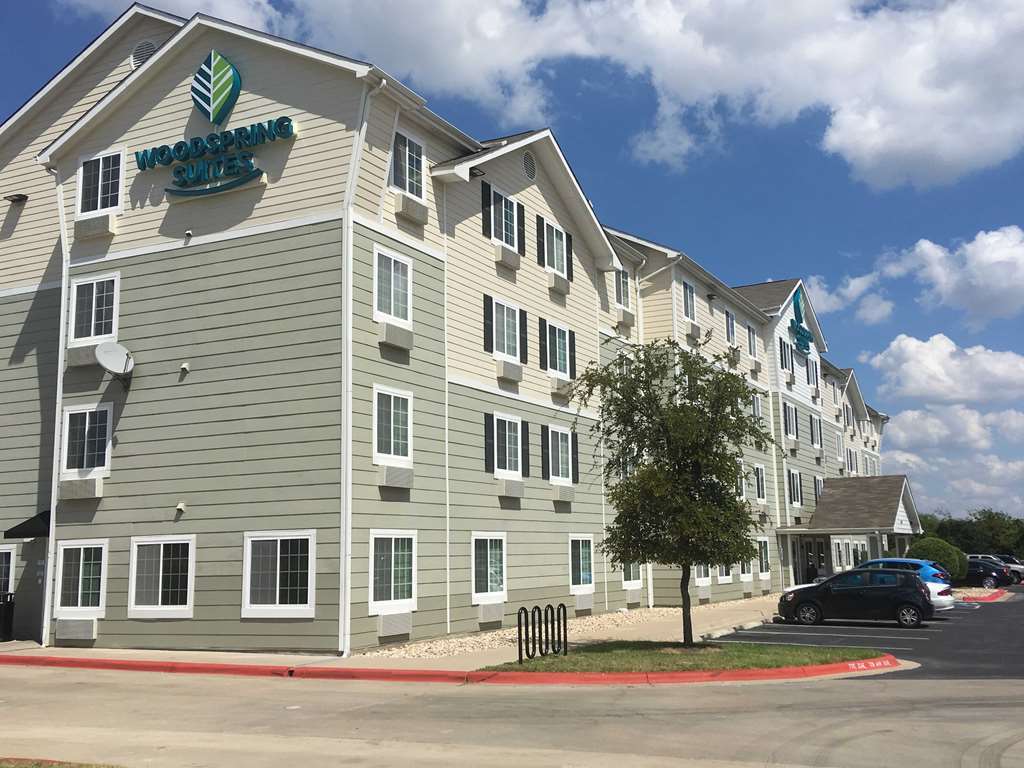 Woodspring Suites Des Moines Pleasant Hill Extérieur photo
